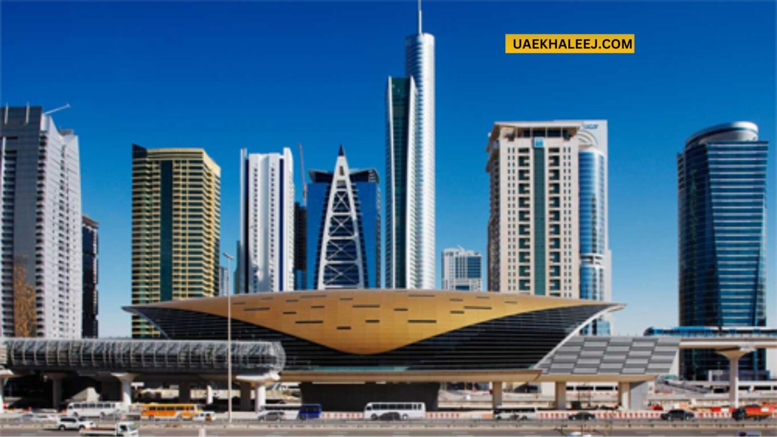 Emirates Tower Metro Station: Accommodations, Hotels And Travel Time 2025 Emirates Towers Metro Station in Dubai