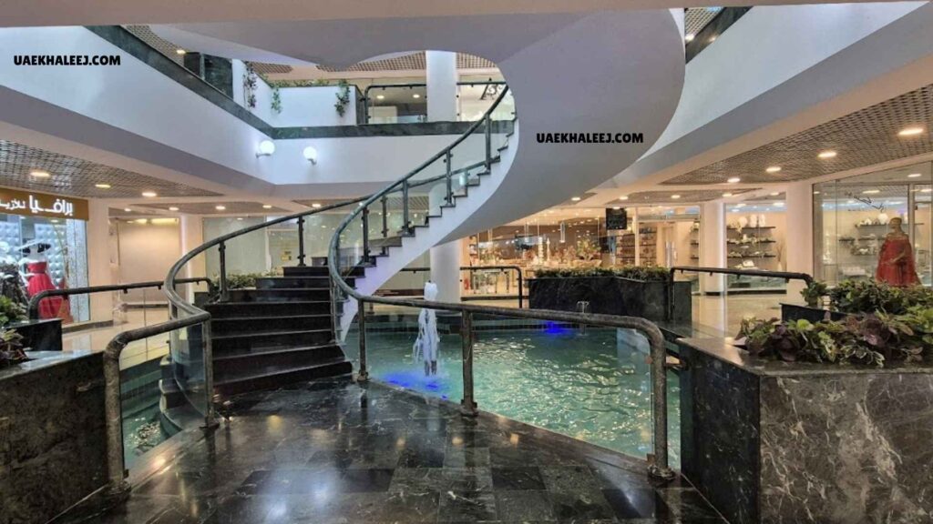 Shopping Areas in Al Hanaa Center Al Mankhool Road Dubai