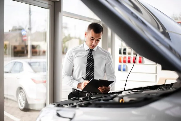 What is The Role of Technology in Modern Car Services in Dubai