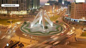 Clock Tower Roundabout Guide: Rules, Safety & Tips Clock Tower Roundabout Guide Rules, Safety & Tips